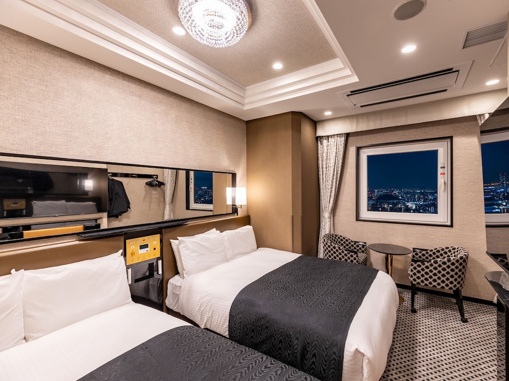SUITE, 2 BEDS