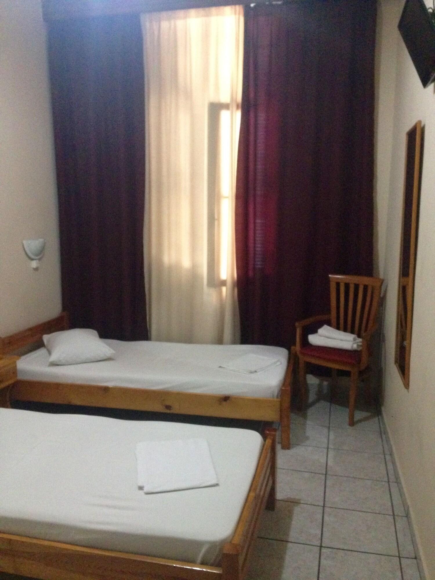 Ikaros Hotel 7/14