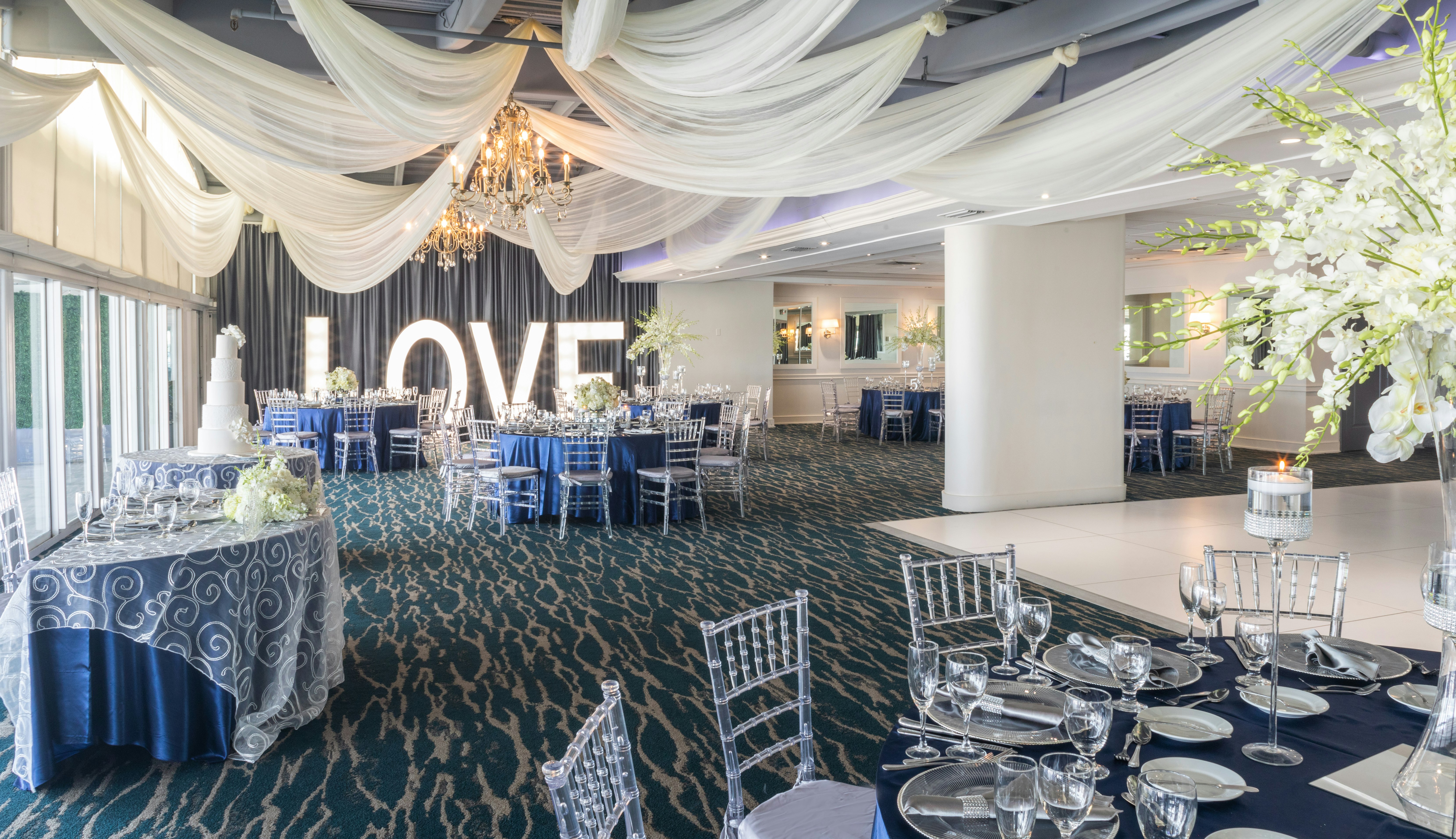 Doubletree By Hilton Grand Hotel Biscayne Bay 49/67