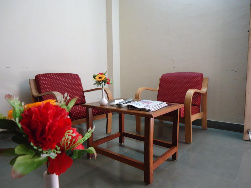 HOTEL KRISHNA 14/28