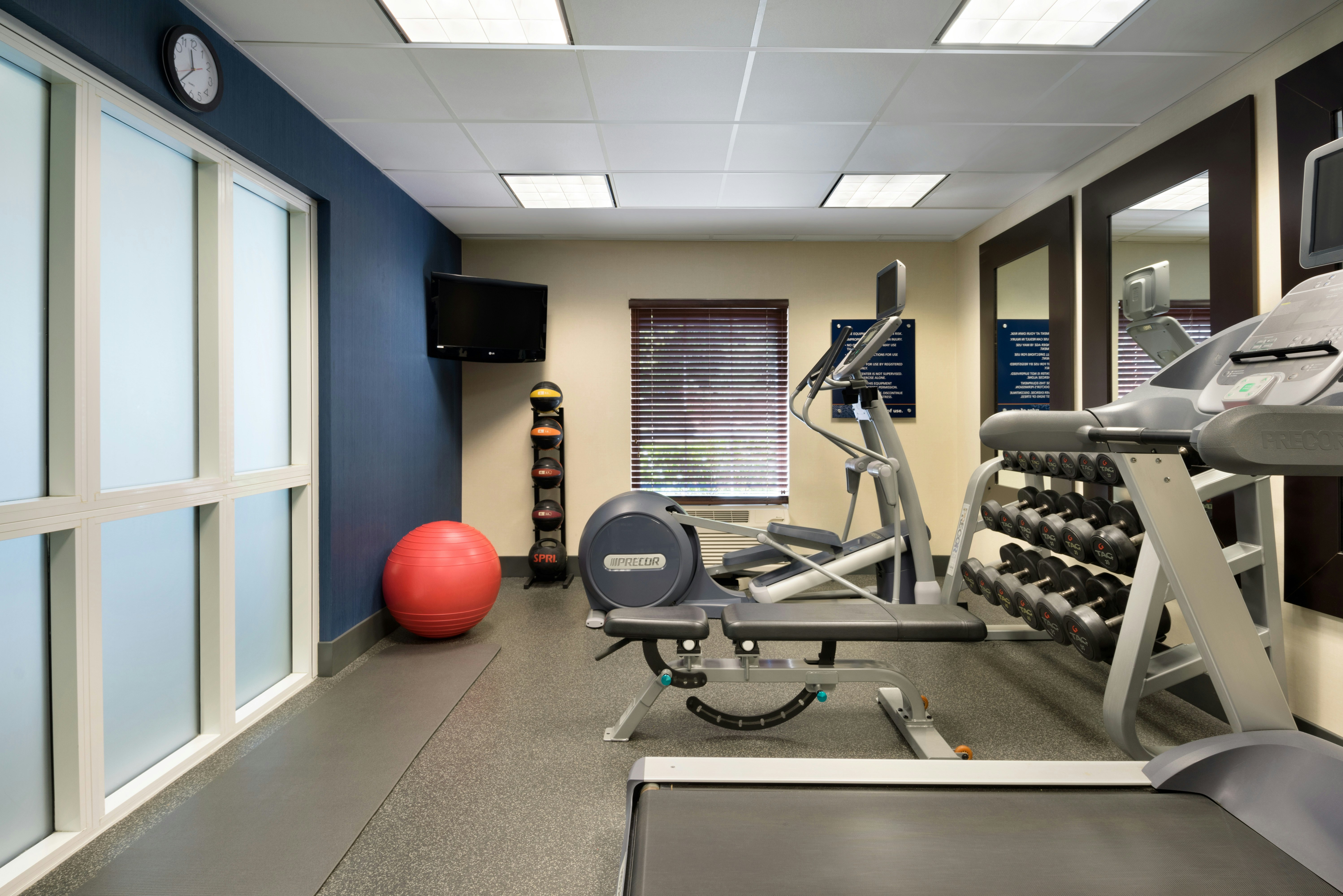 Hampton Inn Suites By Hilton Newport Middletown 11/27