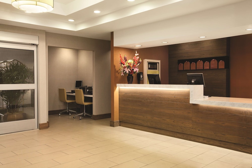 Lobby at HYATT house Pleasanton, PLEASANTON - CA