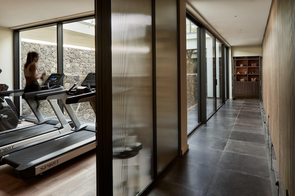 The Olivar Suites 28/50