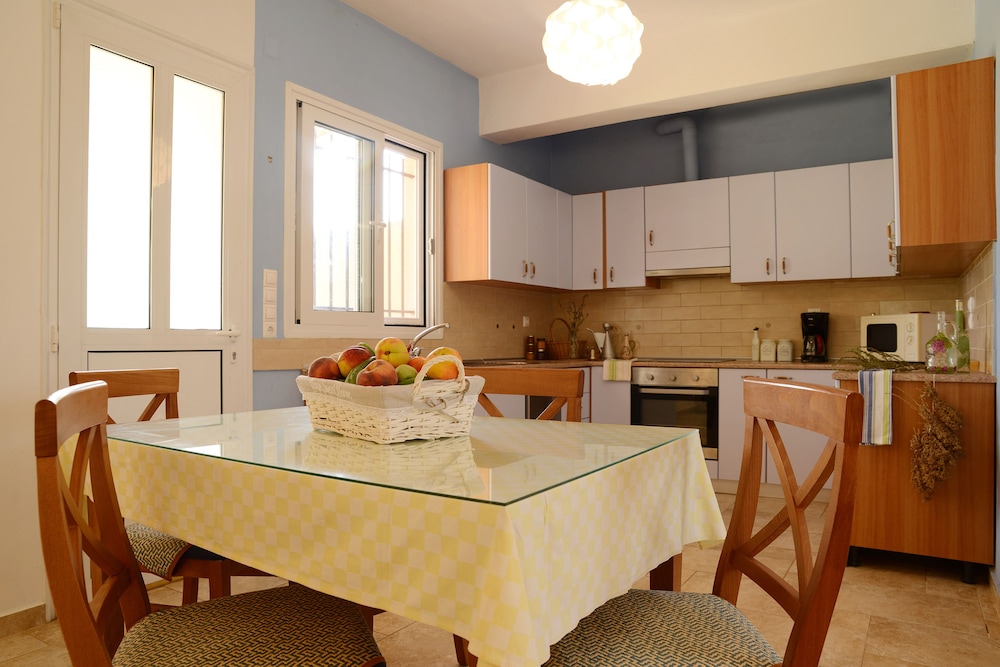 Agrotospita Country Houses 36/50