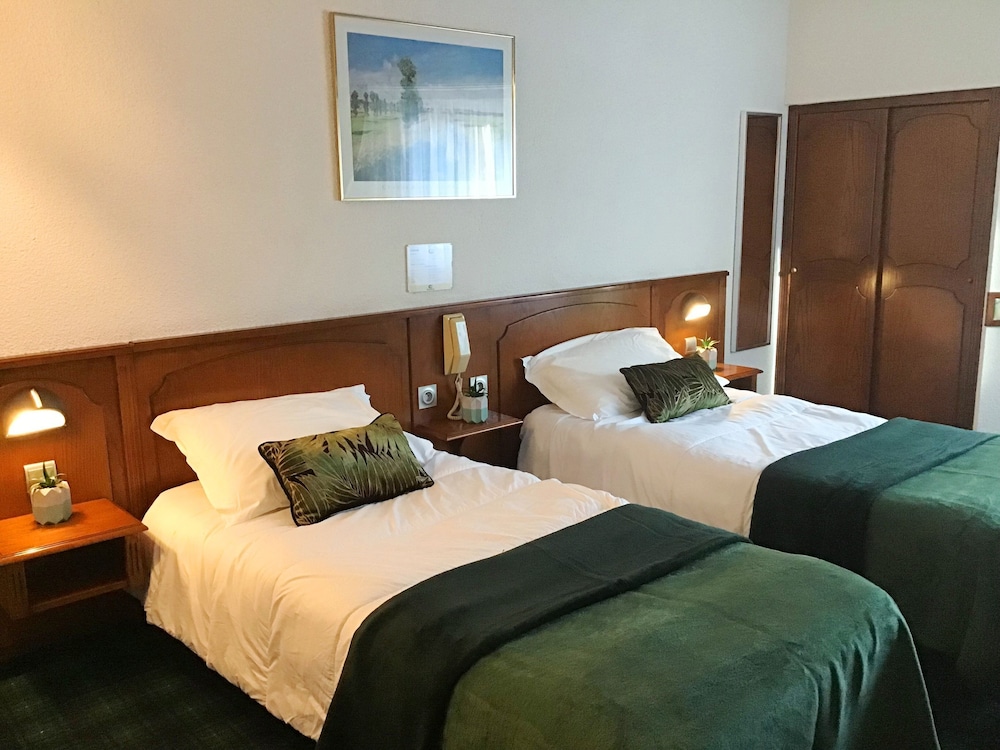 Hotel Christ Roi 12/64