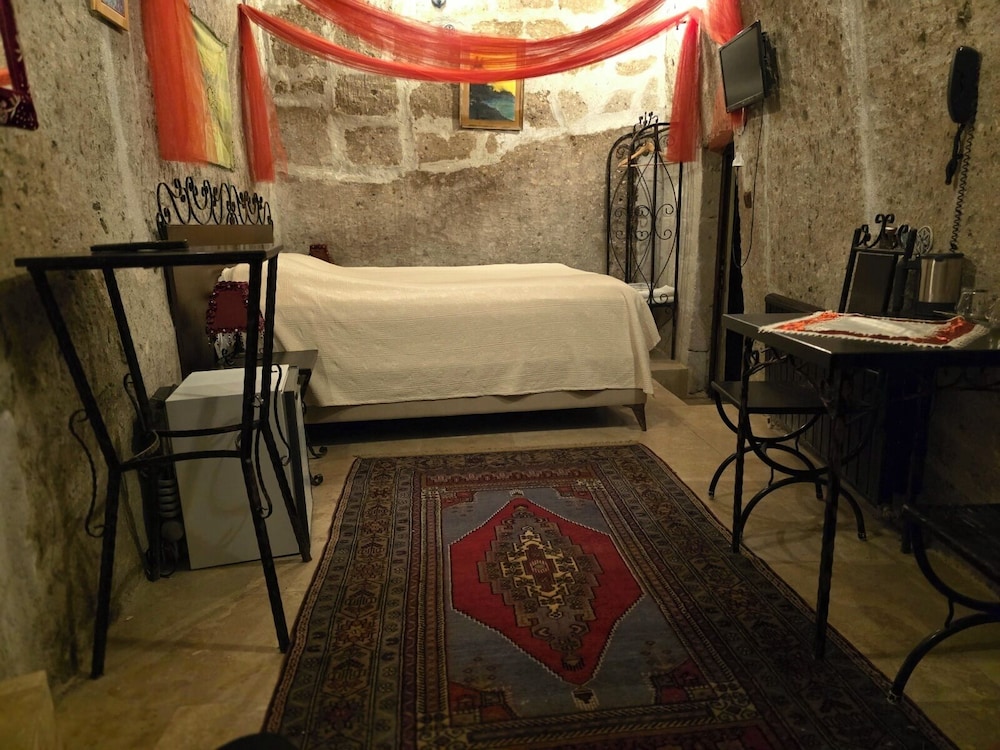 Cappadocia Antique Gelveri Cave Hotel 10/64