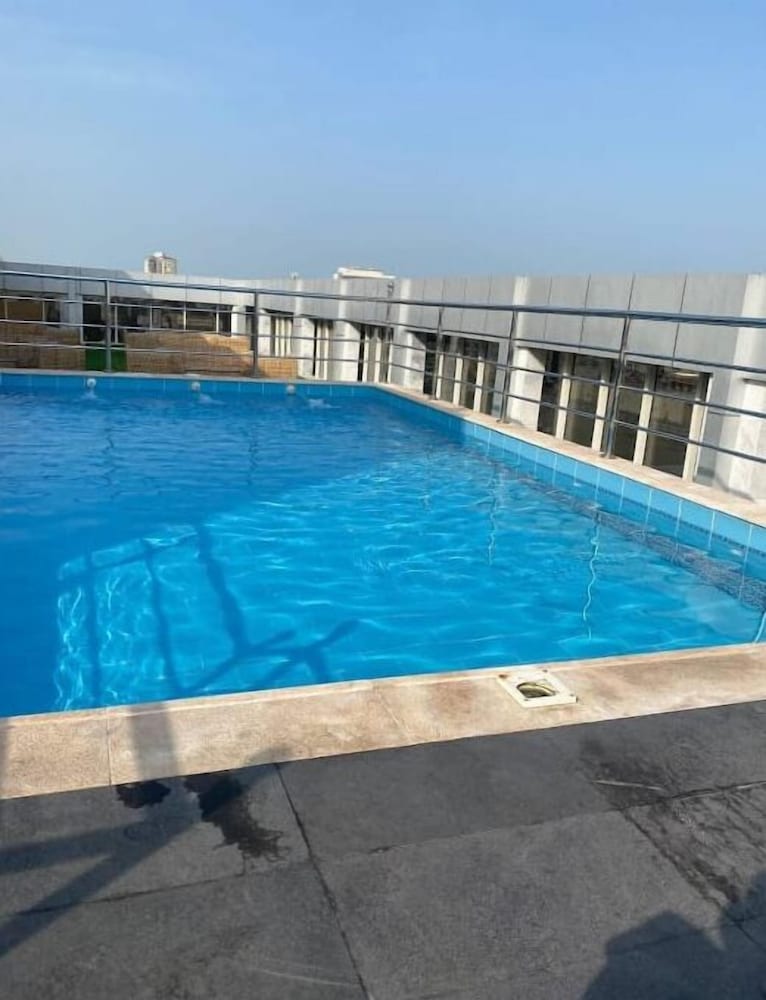 فندق برادايس ان جدة(Paradise Inn Jeddah) 100/152