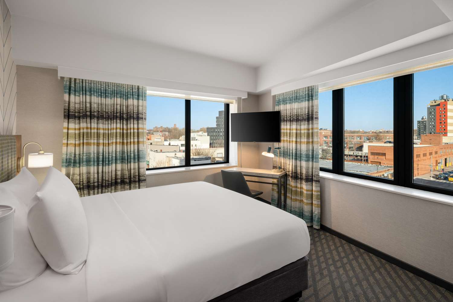 Hampton Inn by Hilton Long Island City New York 5/14