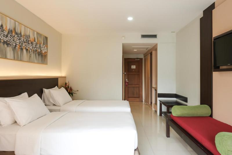 The Grand Hill Bistro Cafe Resort Hotel 17/57