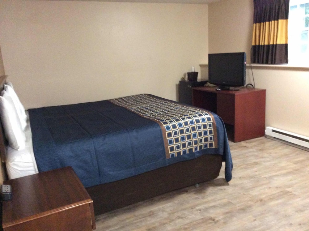 Wickford Motor Inn 11/53