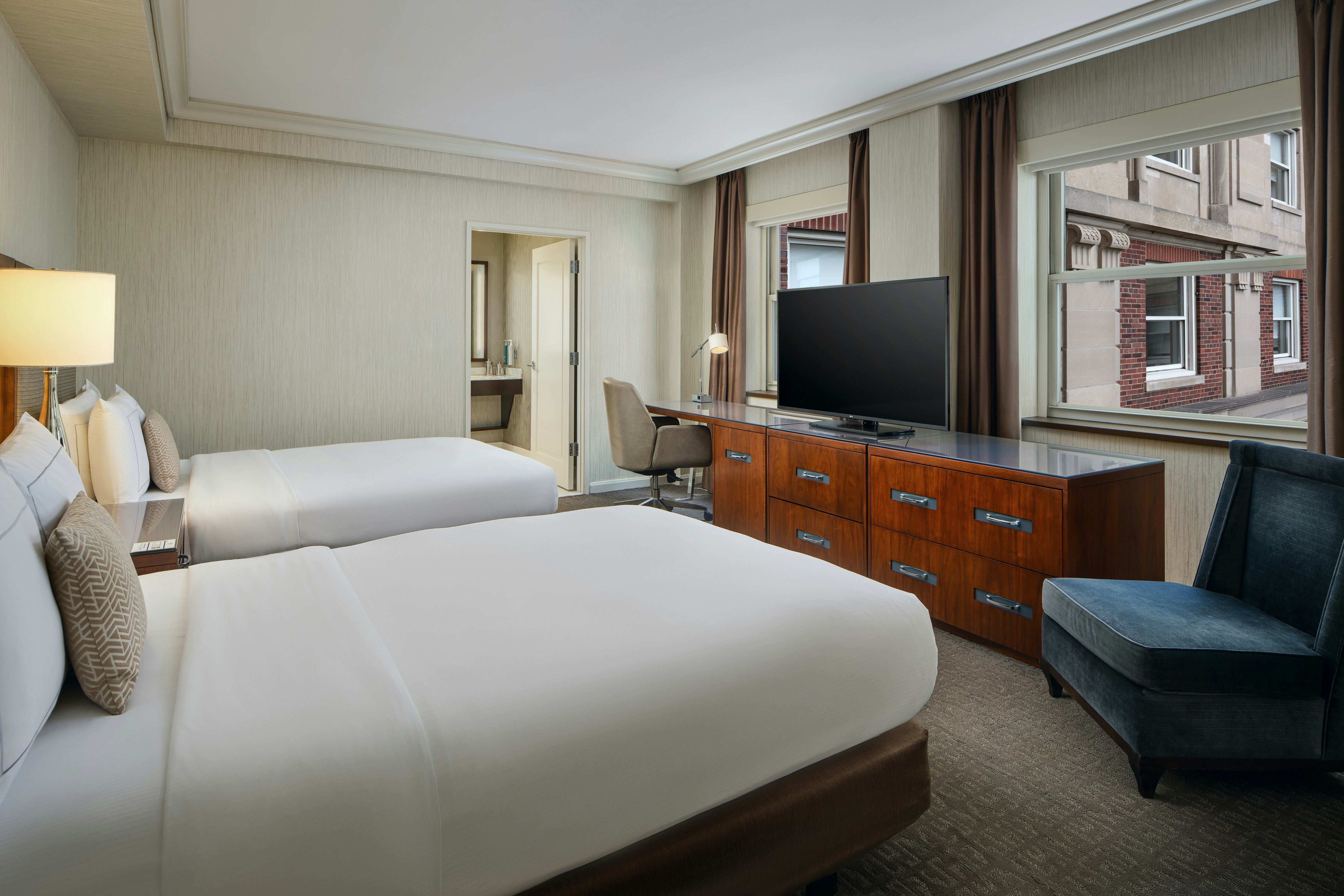 Hilton Chicago 22/86