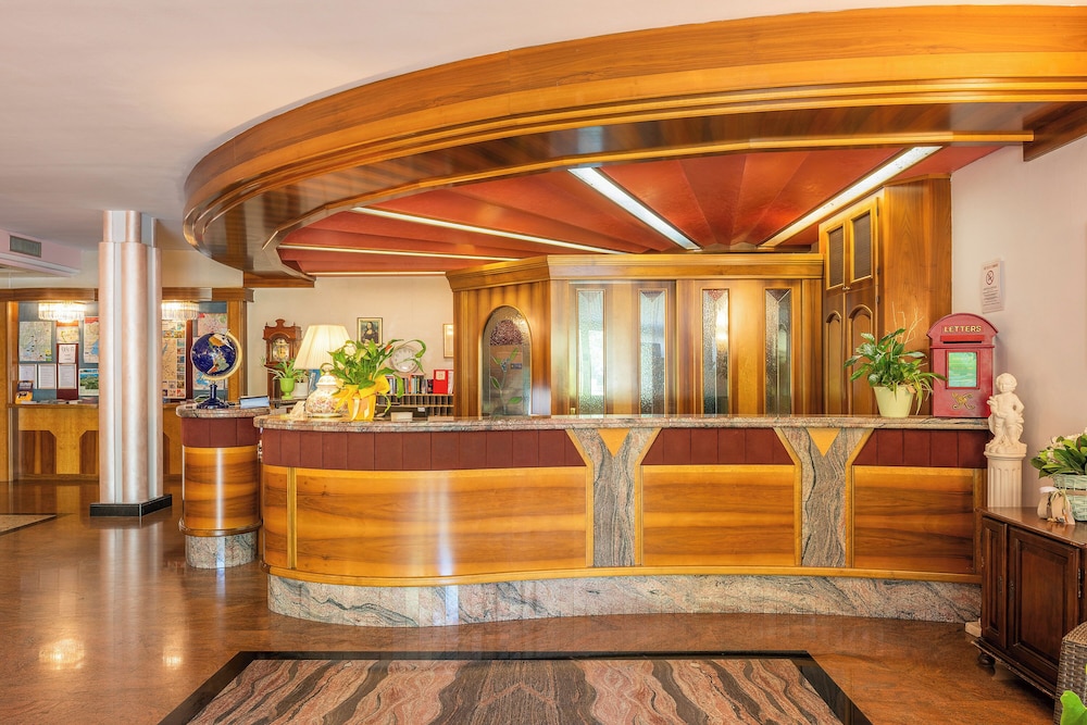 Park Hotel Oasi 7/71