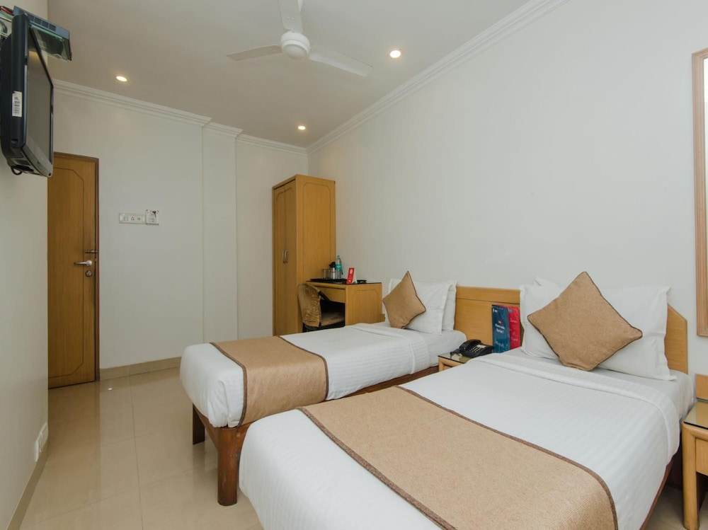 Hotel Accord 36/67