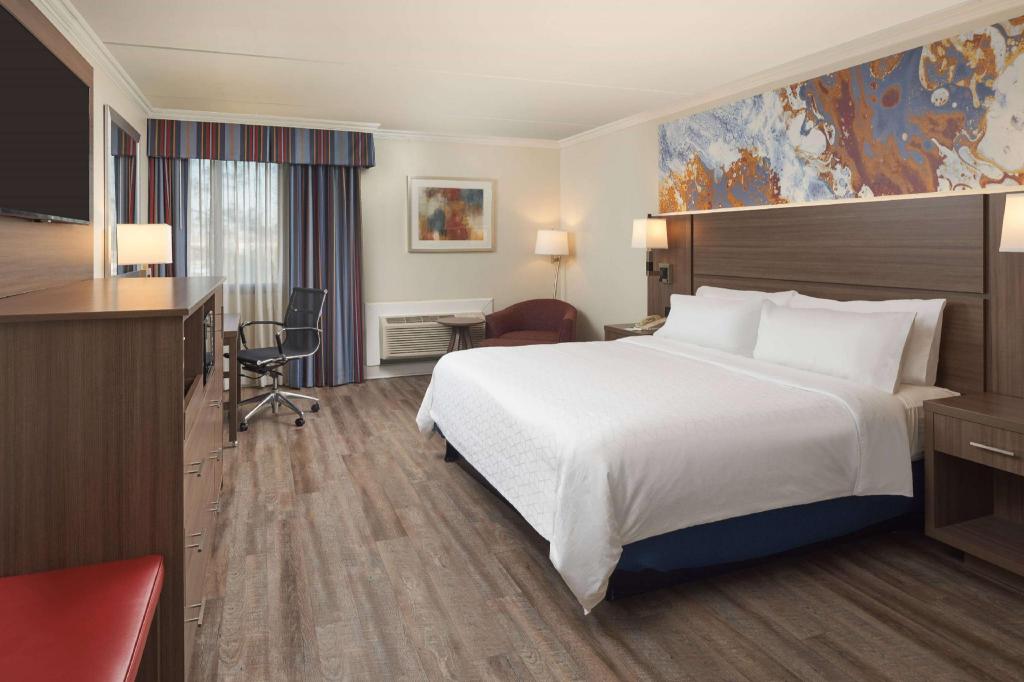 Room, King Bed, Executive Level