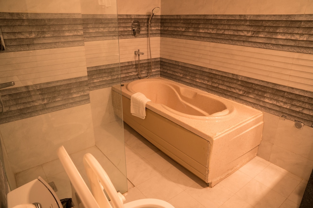 Hotel Shaara Pvt.ltd 50/50