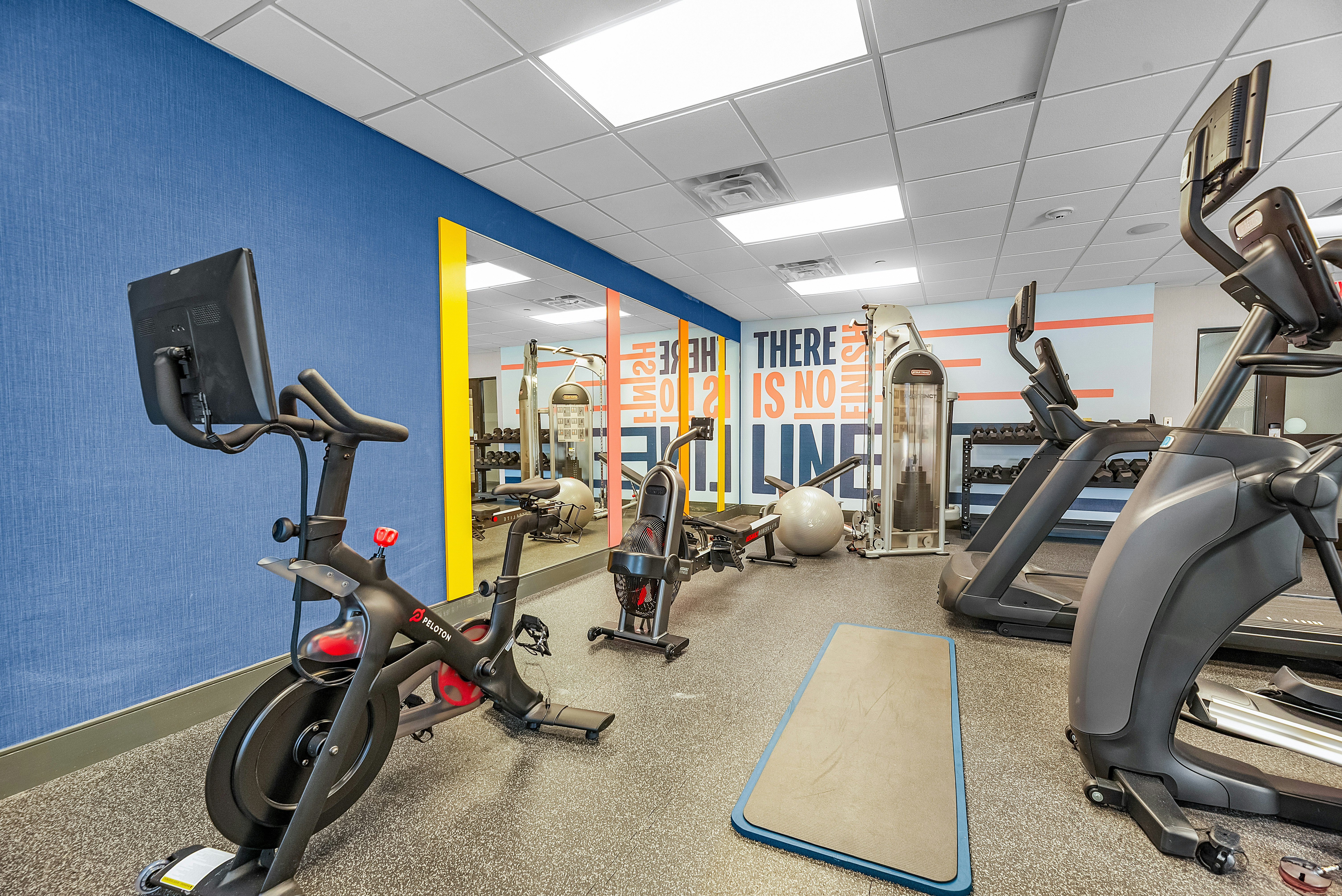 Hampton Inn & Suites New Braunfels 32/66