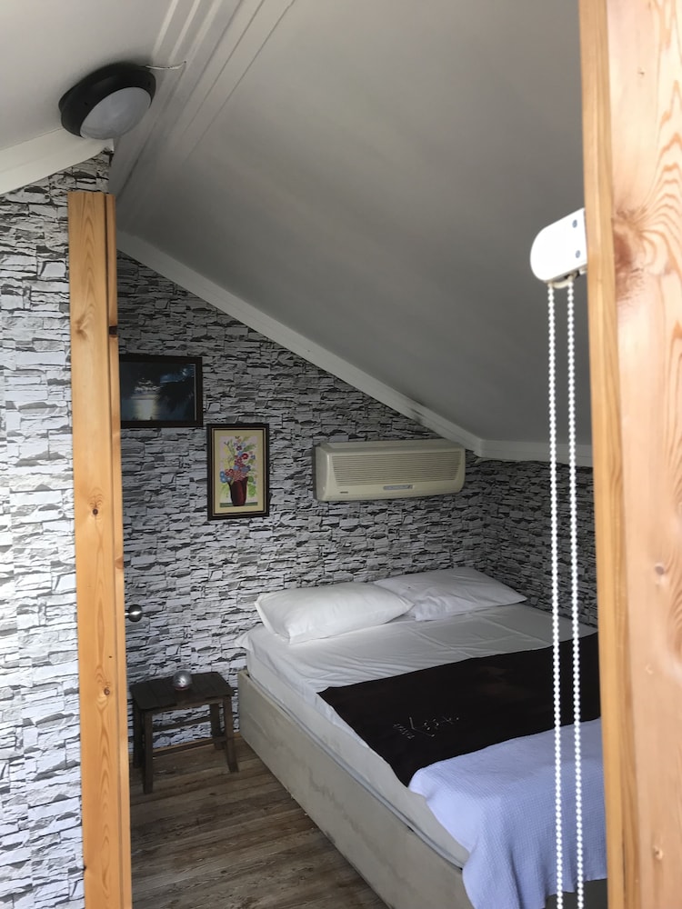 Ayanya Beach & Bistro Bungalows 42/42
