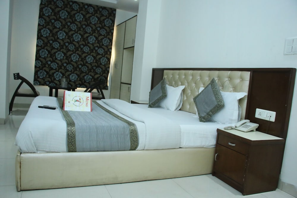 Hotel Grace At Karol Bagh 22/45