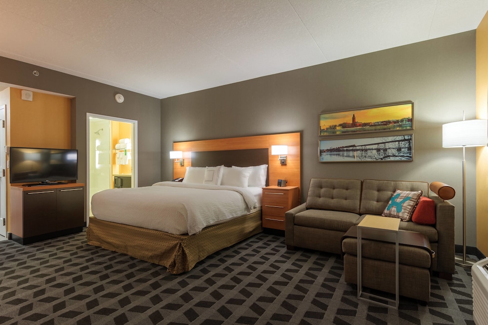 Towneplace Suites Belleville 11/50