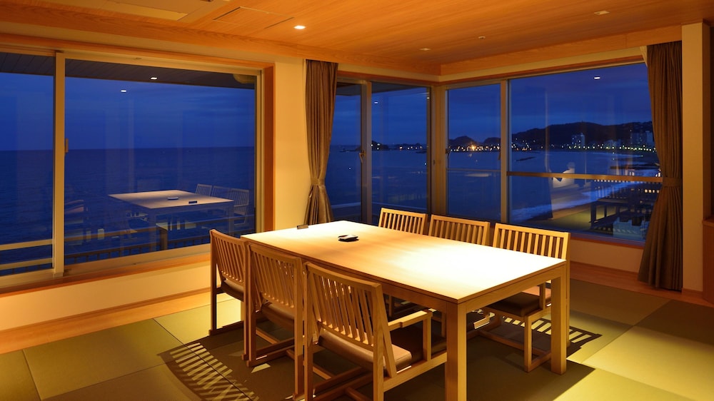 KAMOGAWA GRAND HOTEL 36/49
