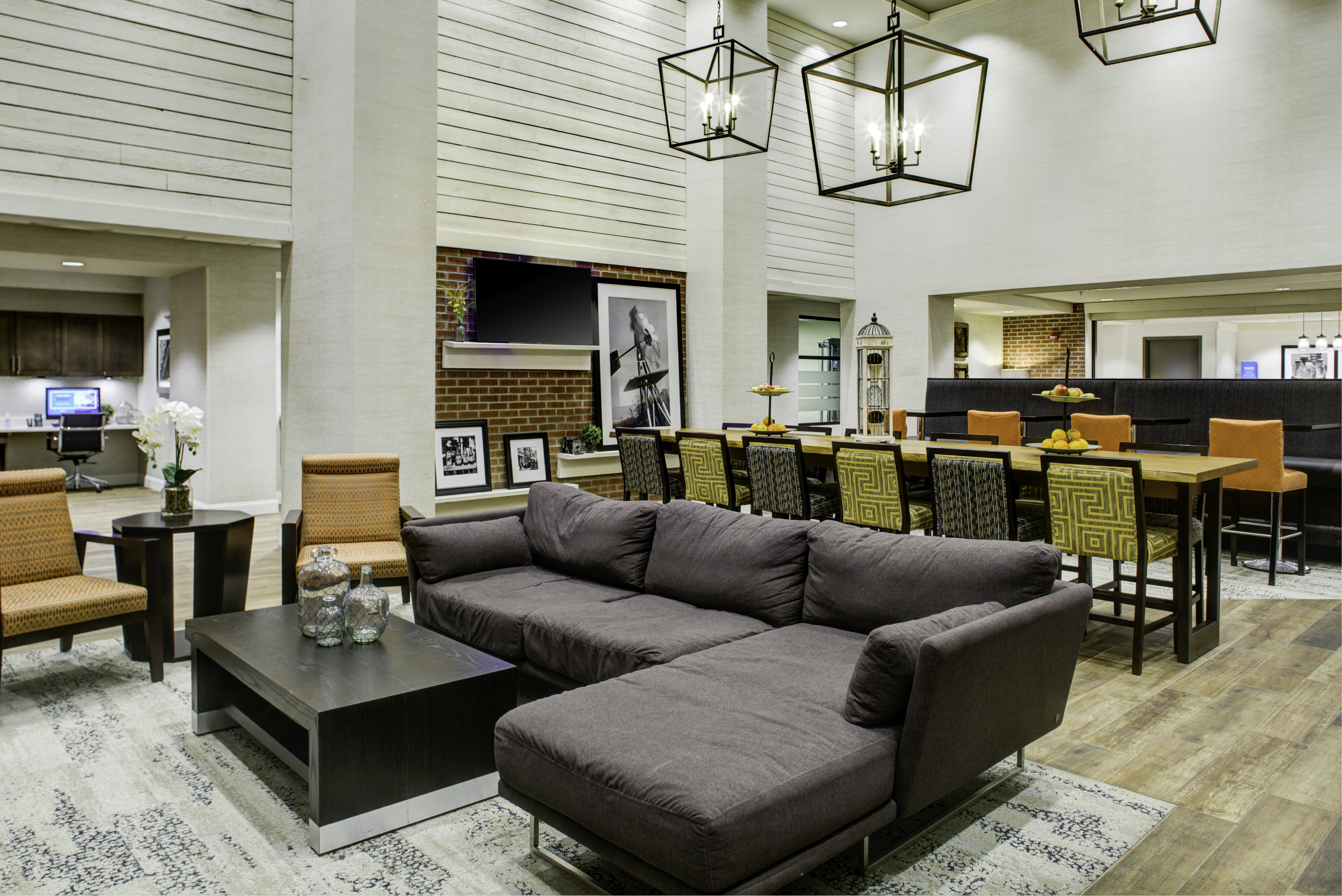Hampton Inn Suites Pittsburg Ks 25/43