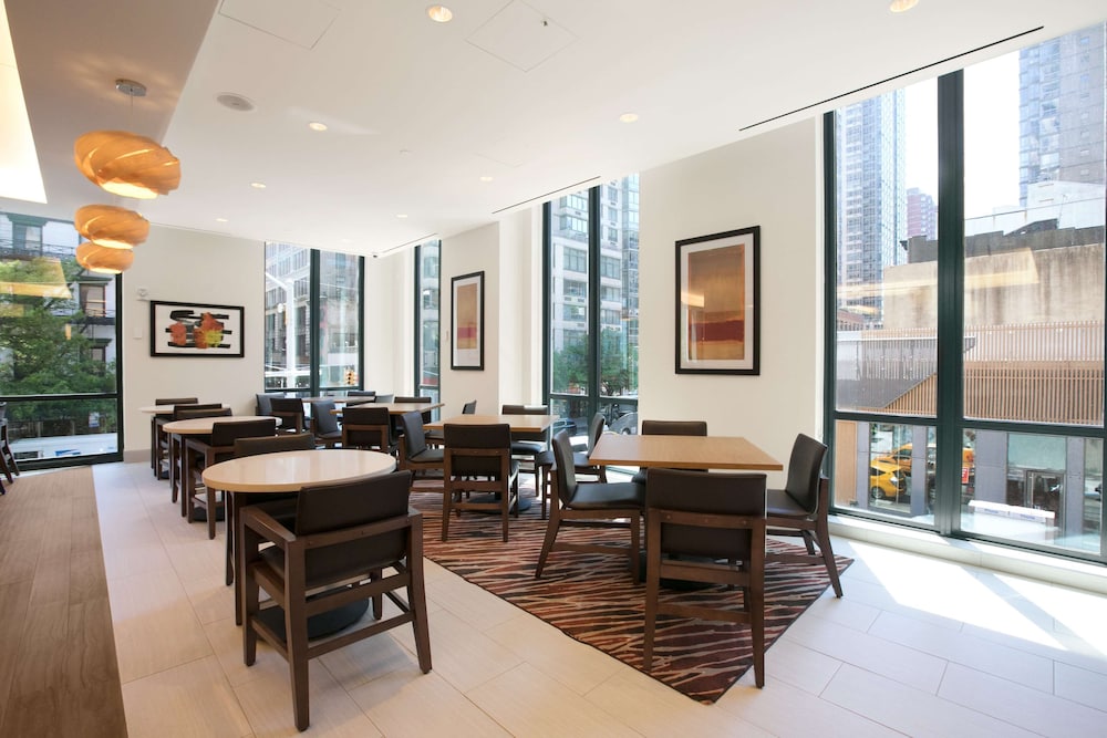 HYATT HOUSE NEW YORK CHELSEA 40/65