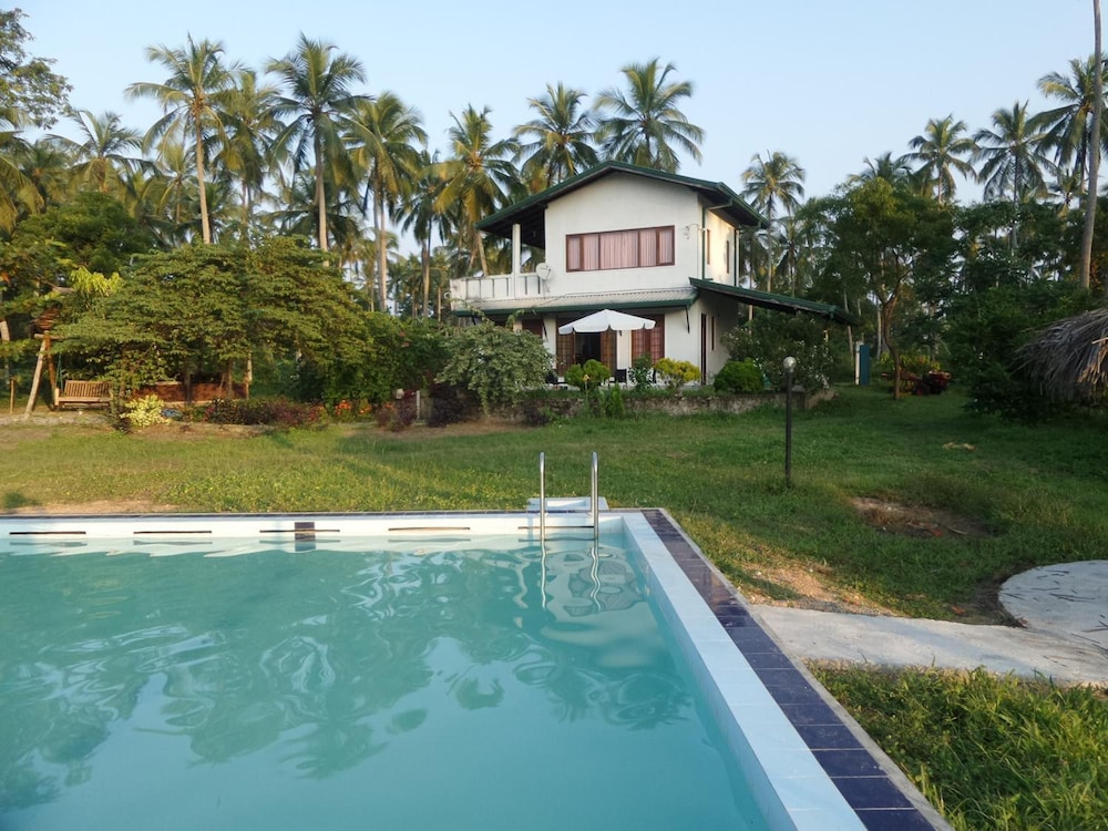 Cocoworld Bungalow 44/50