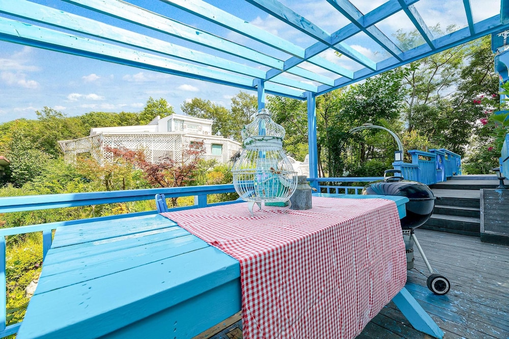 Ganghwa Picnic Pension 26/50