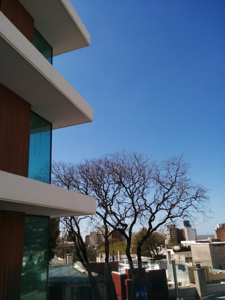 BIT Design Hotel 4/85