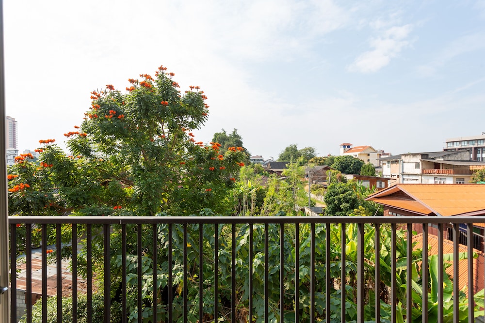 Studio 365 Serviced Apartment 62/69