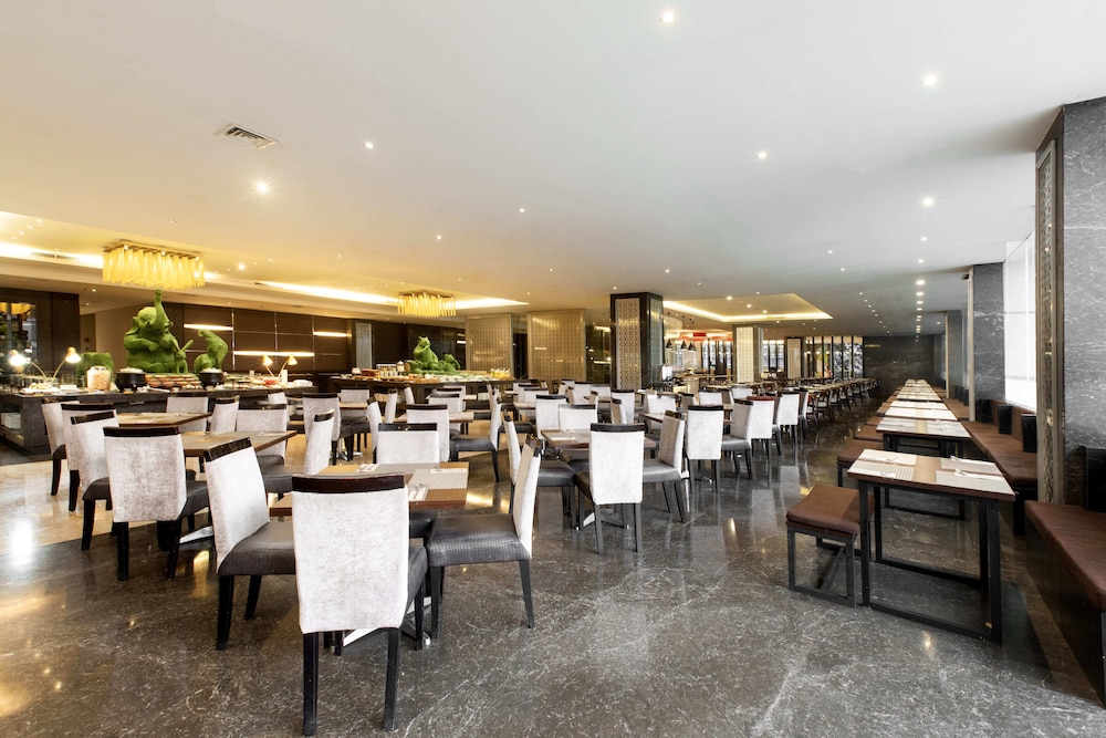 Grand Tjokro Premiere Bandung 42/56