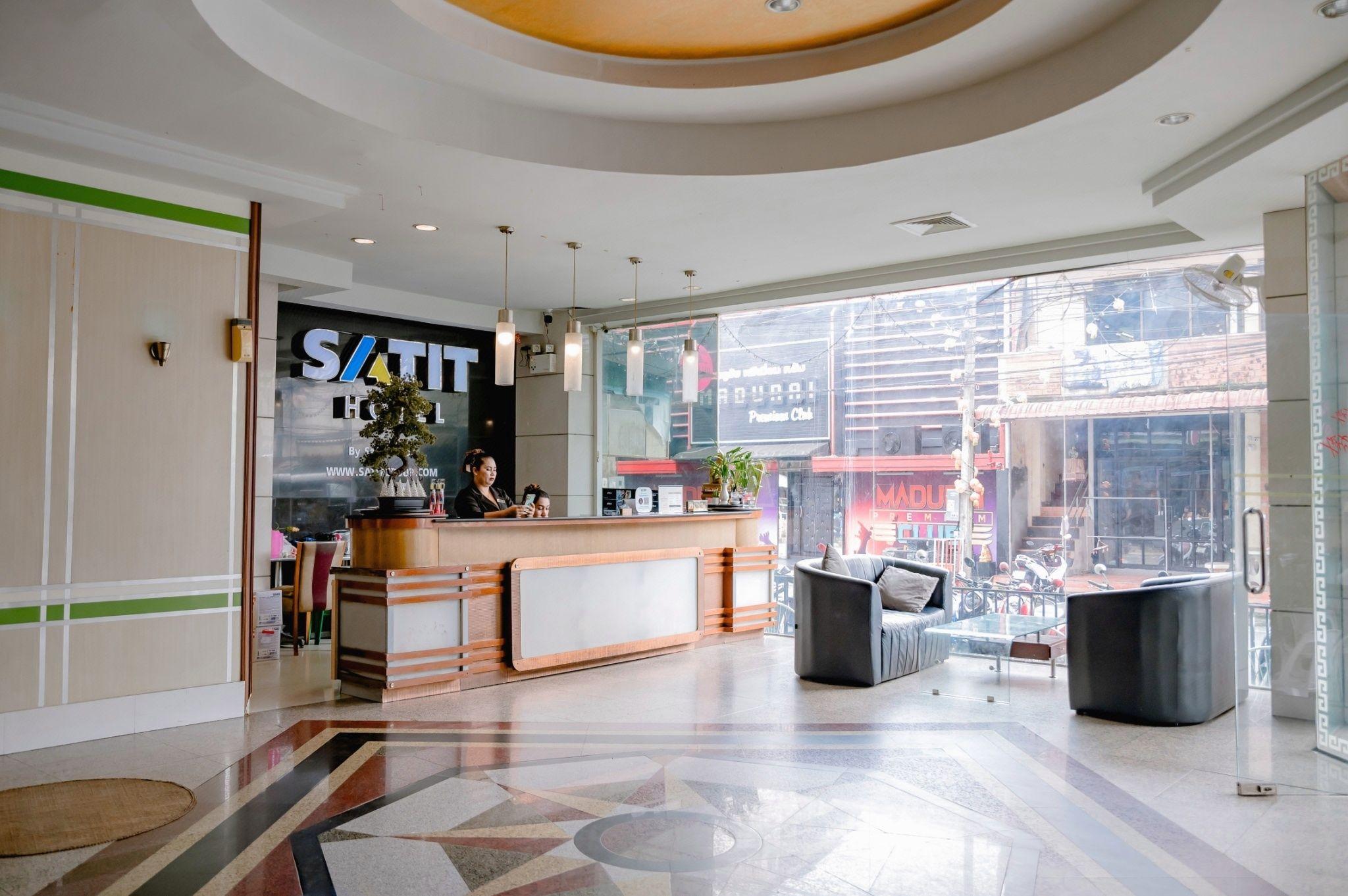 Satit Hotel 13/30