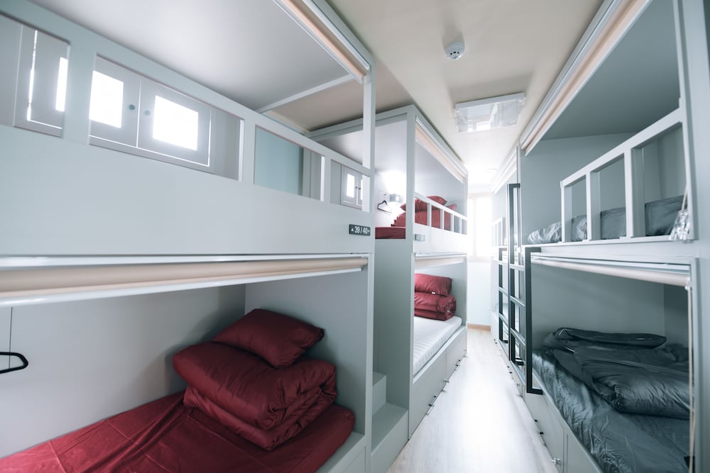 Midtown Hostel 32/50