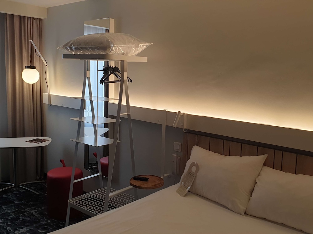 Ibis La Rochelle Centre Historique Hotel 35/56