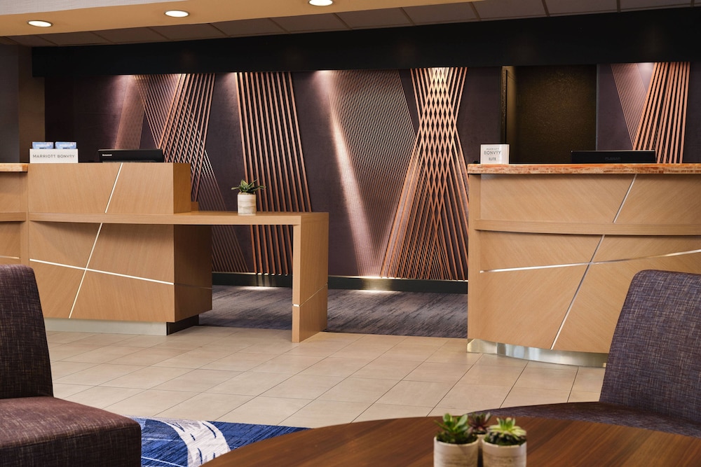Costa Mesa Marriott 6/51