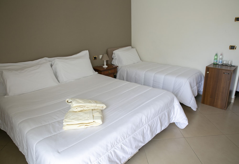 Santangelo Resort & Spa 11/66