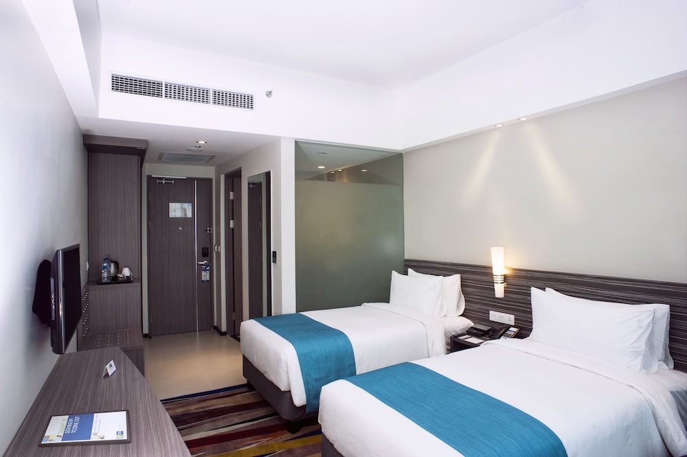 Holiday Inn Express Surabaya Centerpoint by Ihg 18/81