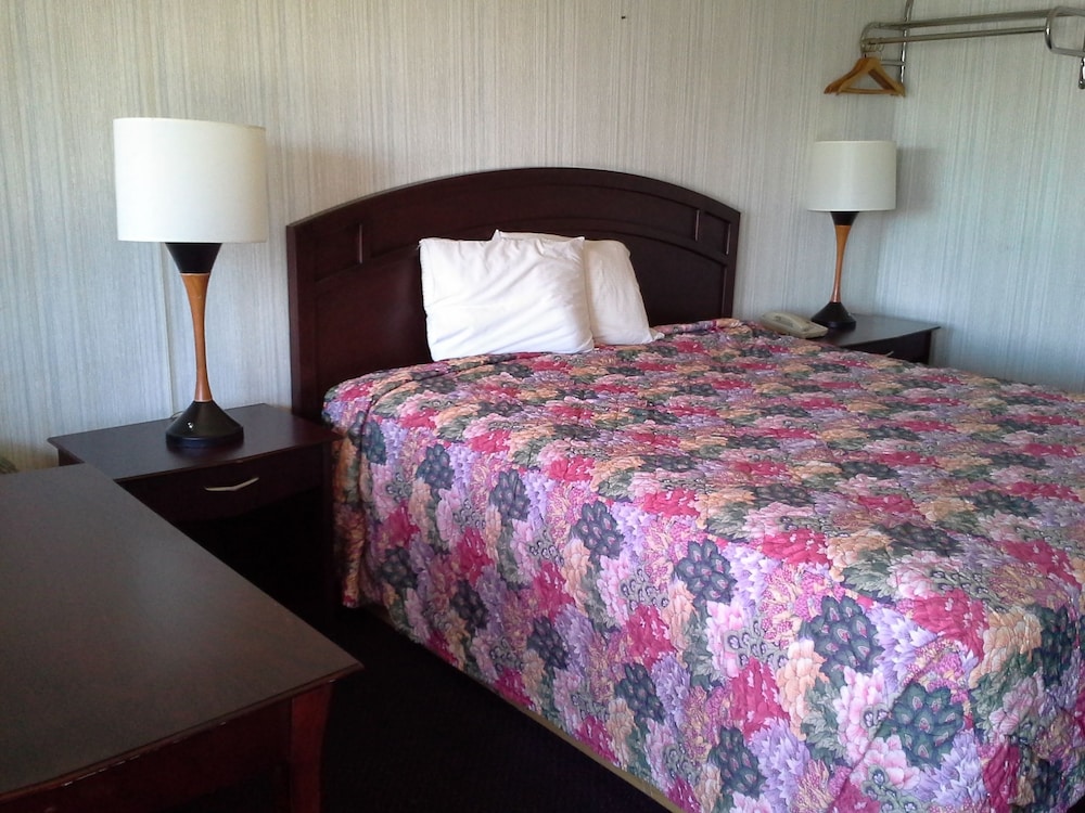 Richland Inn And Suites 22/32