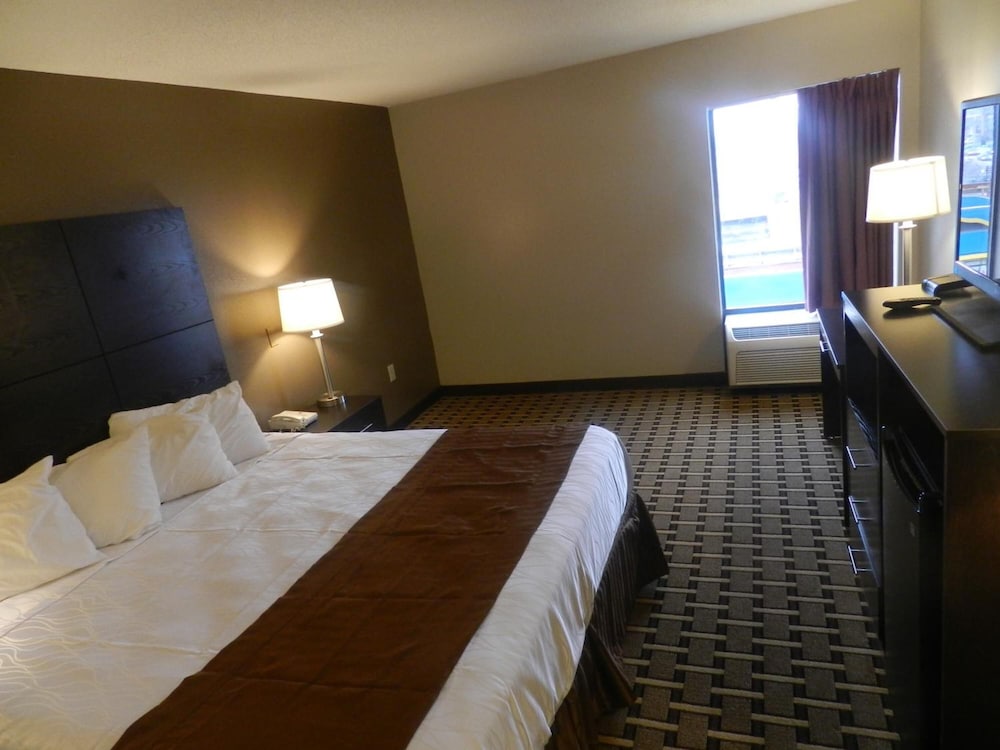 Haven Inn Suites 4/37