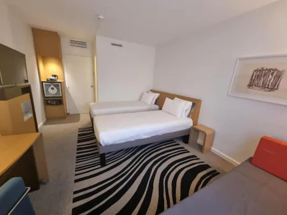 Novotel Marne la Vallee Noisy le Grand 14/75