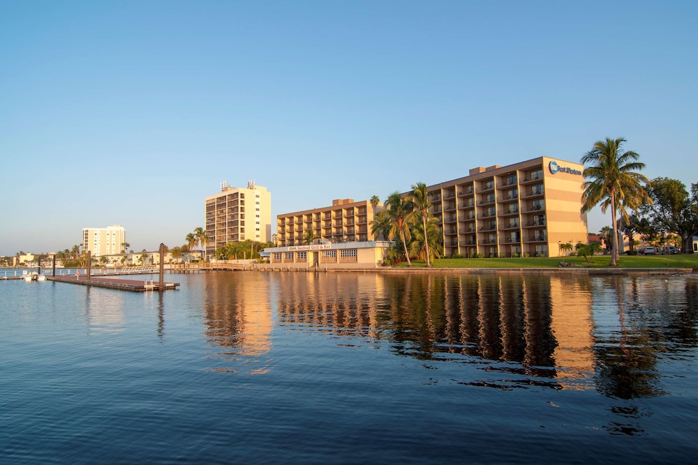 Best Western Fort Myers Waterfront 20/28