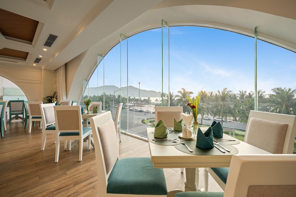 PARACEL DANANG HOTEL 37/50