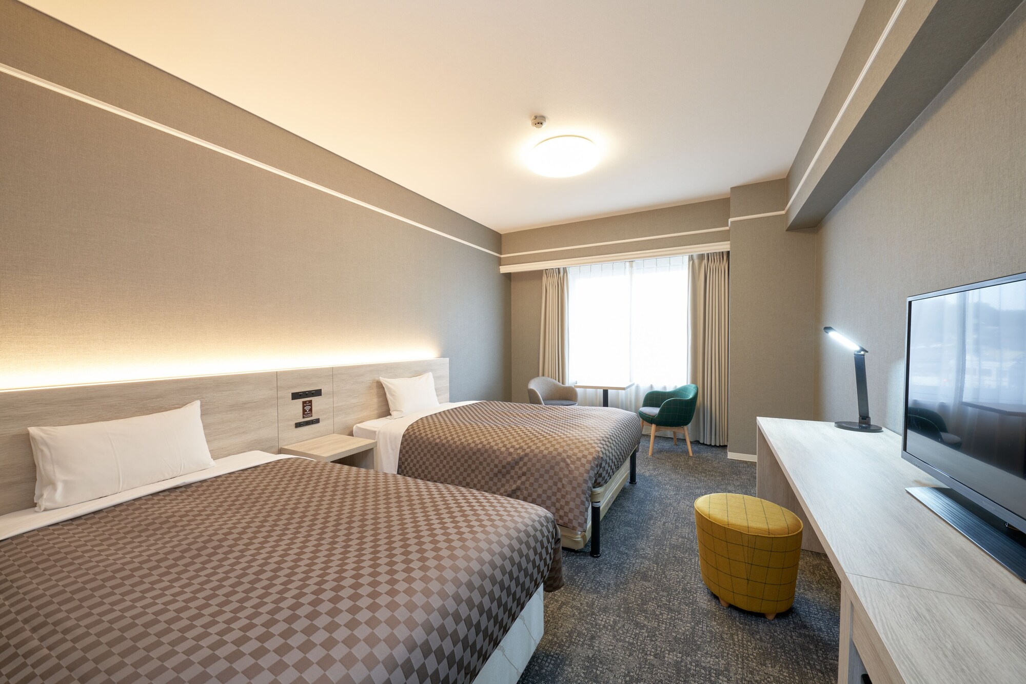 SUPERIOR, TWIN BEDS