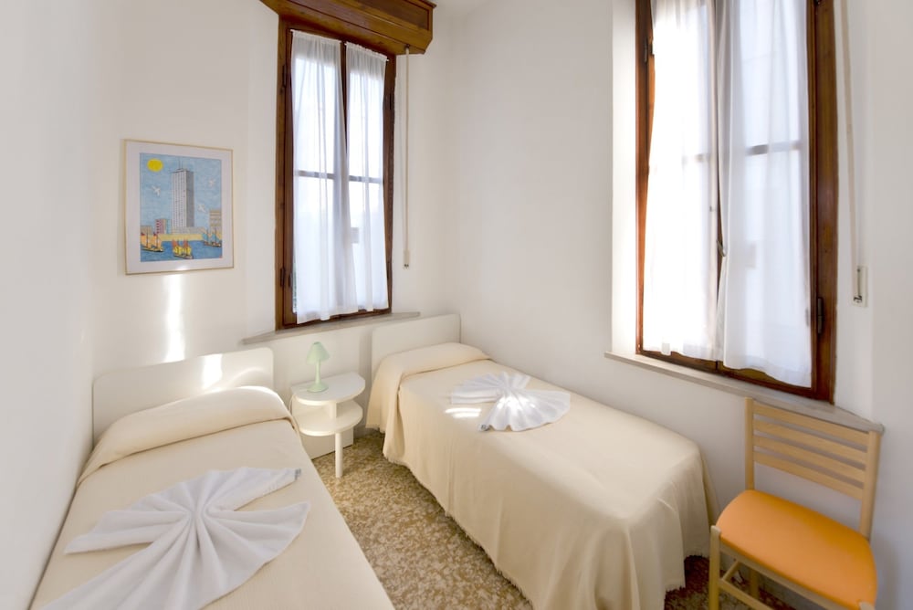 Hotel Stefania 5/36