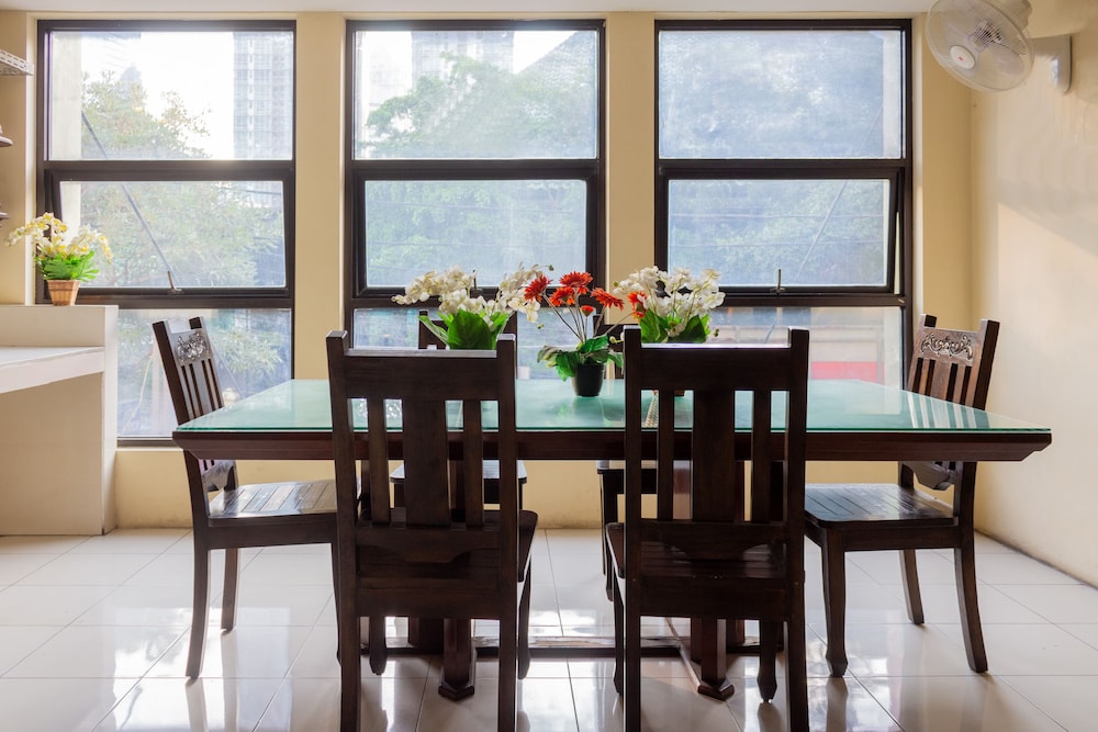 Oyo 989 Audah Guesthouse Syariah 27/36