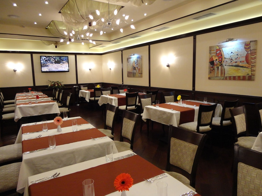 Hotel Favorit 43/50