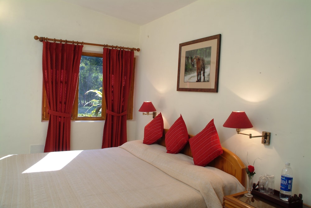 Deluxe, Double Bed