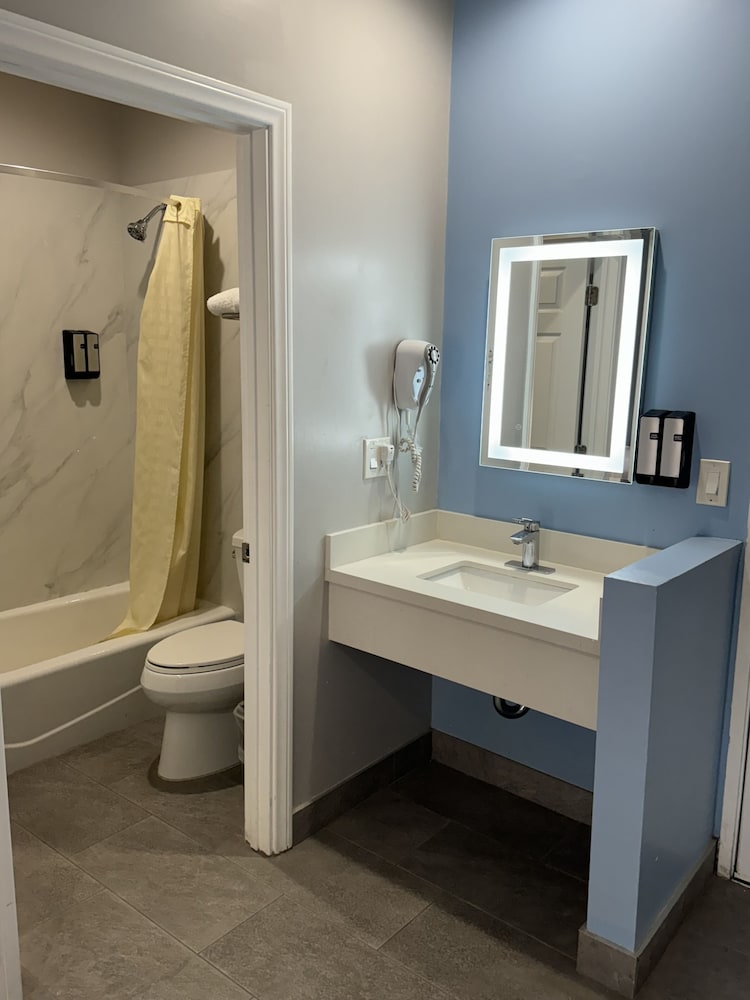 Moonlite Inn Redondo Beach 46/50