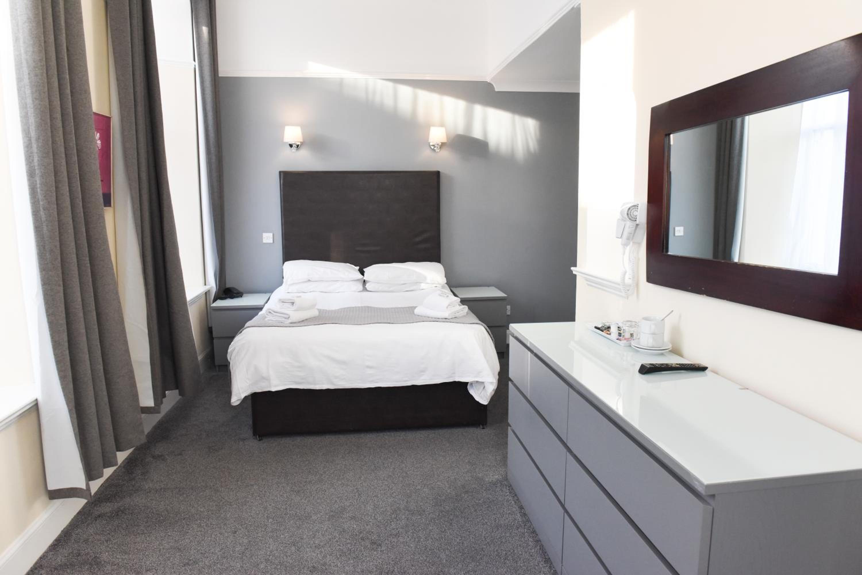 The Sandyford Hotel 16/50