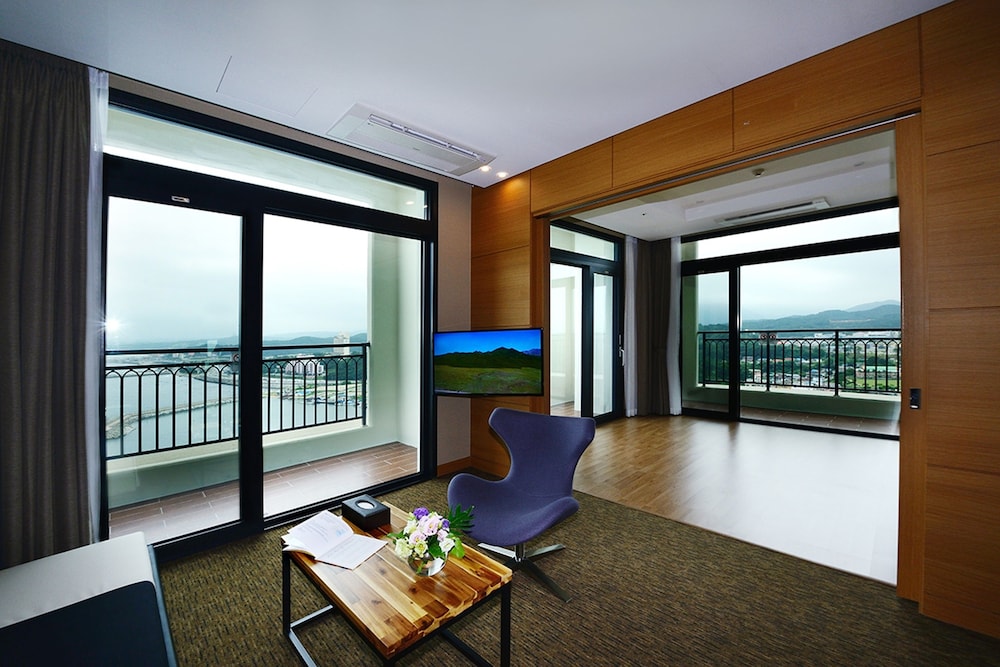 Ramada by Wyndham Gangwon Sokcho 26/34